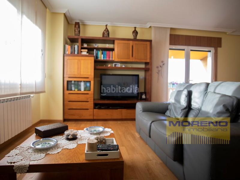 Foto 14a71d2c-88f6-47e1-85a2-02c33e42e244. Chalet  en Sarria