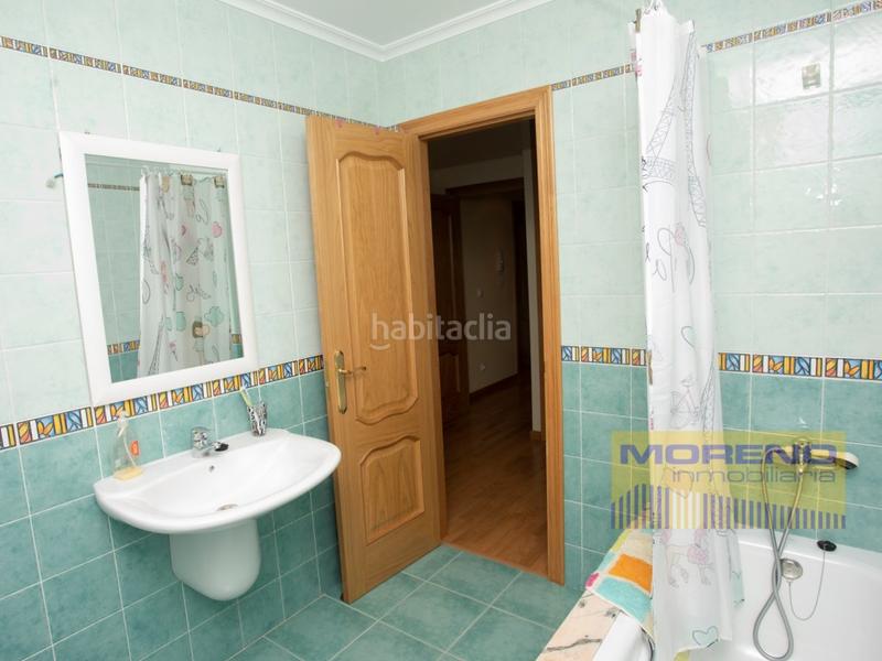 Foto baeb453d-a47c-44ce-94a9-8b85245b87dc. Chalet  en Sarria