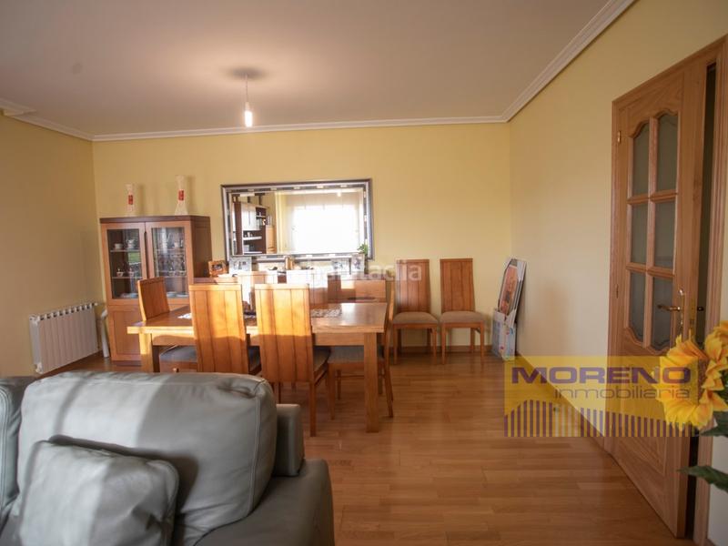 Foto d4bc497c-4b27-4e89-902e-0cdabbe81c78. Chalet  en Sarria