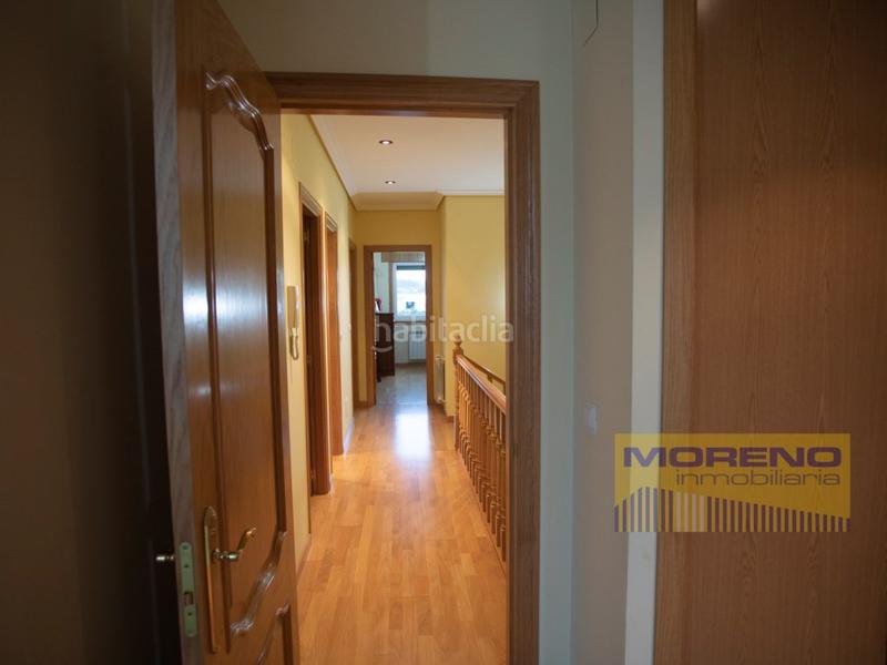 Foto e084e27f-5136-44e8-81e6-2a08fb2c649e. Chalet  en Sarria