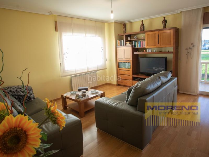 Foto f6b05bf4-cd48-4d1e-b1d0-62d08350a358. Chalet  en Sarria
