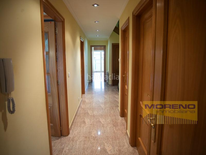 Foto fa292a4c-fea5-4f5f-a0c7-e3bc06015f18. Chalet  en Sarria