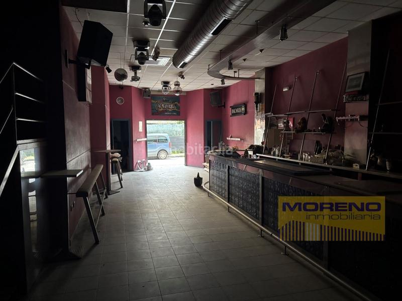 Foto f054d7e2-5cd2-4cb1-8c6d-cca018204285. Locale commerciale in Sarria