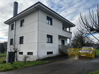 Xalet  Lugar outeiro - pq fafian. Casa de 300 m2 y finca cerrada de 6372 m2.