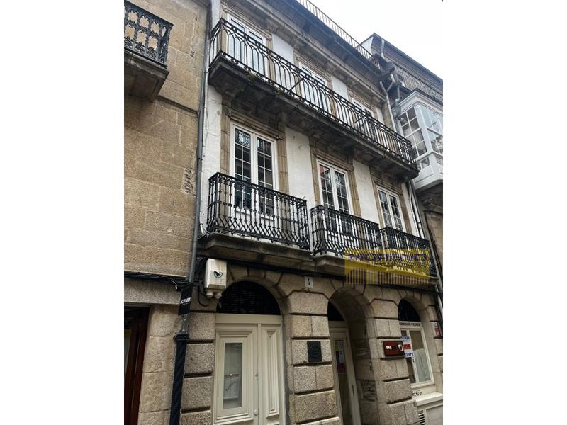 Foto 7a154903-bd4b-49c4-9bf0-b08836cfd8e9. Edificio  en centro . en Centro - Recinto Amurallado Lugo