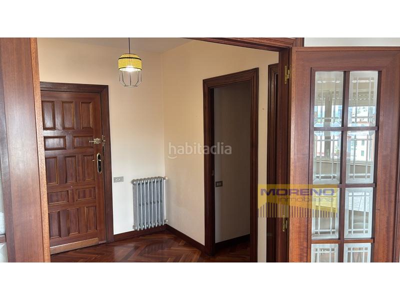 Foto 85e2a574-55ac-41c5-a9bb-5501a612272a. Alquiler piso  amplio en el centro con excelentes vistas. en Sarria
