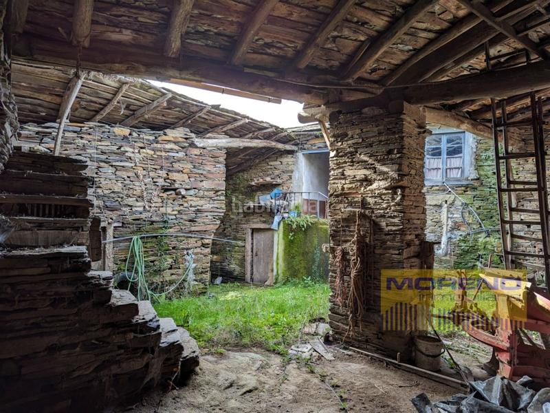 Foto b1997d94-4228-4ea6-b631-ede2ed4faffd. Casa con parcheggio in Samos