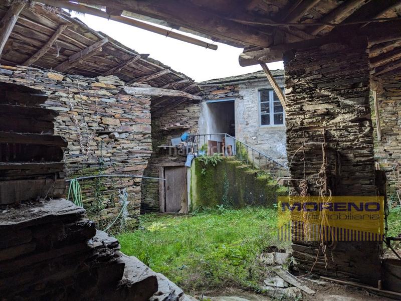 Foto e42a2264-c070-4f9f-a7ff-20b8d8f6a5f9. Casa con parcheggio in Samos