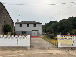 Casale  Lugar guilfrei - pq guilfrei. Descubra esta encantadora casa rústica de 4 dormitorios en becer