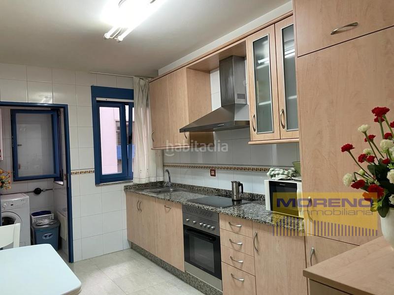 Foto 483d6ab1-bd5e-4377-90c2-bf2bc8e4d18a. Piso  en zona peregrino en Sarria