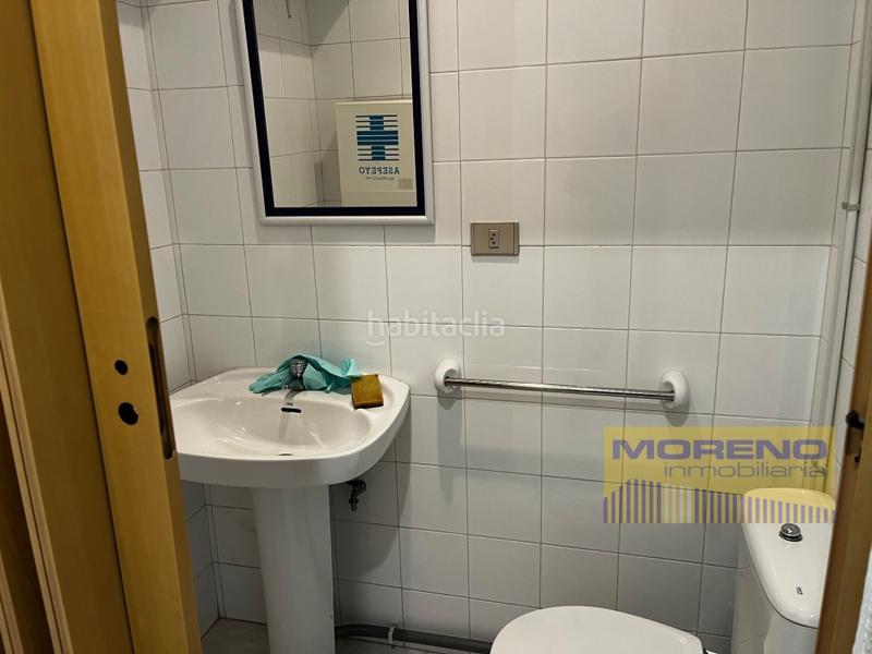 Foto bc903630-d28d-4f2a-a75e-dd01c5105c86. Alquiler local comercial local preparado para negocio. en Sarria