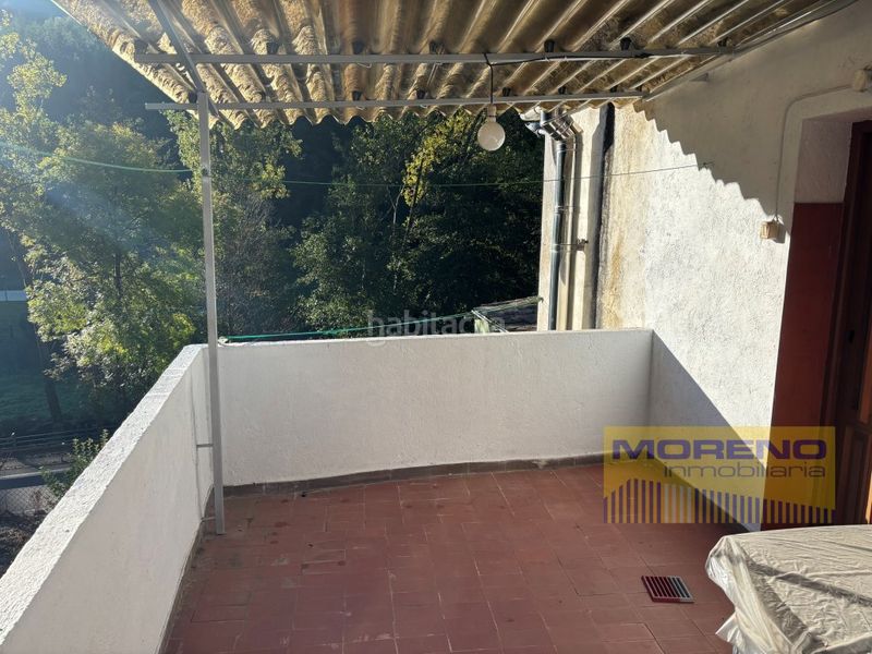 Foto 1e3d4032-dff2-4b82-babb-f9edad772146. Maison avec parking dans Samos