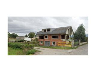 Casa  Lugar farban - pq farban. Casa con parcela en farban