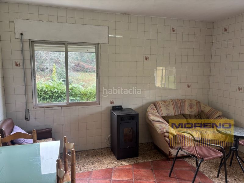 Foto 518a6407-9d95-4901-b5b5-624f3dba3e9c. Maison avec parking dans Samos