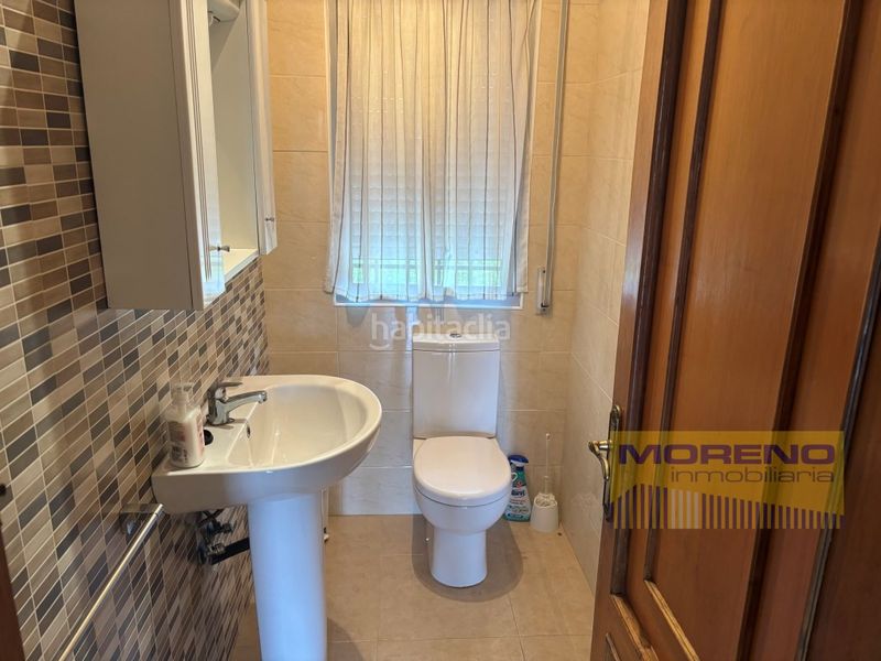 Foto 82c6b76e-7895-463d-bdcb-b7cee69e2613. Maison avec parking dans Samos