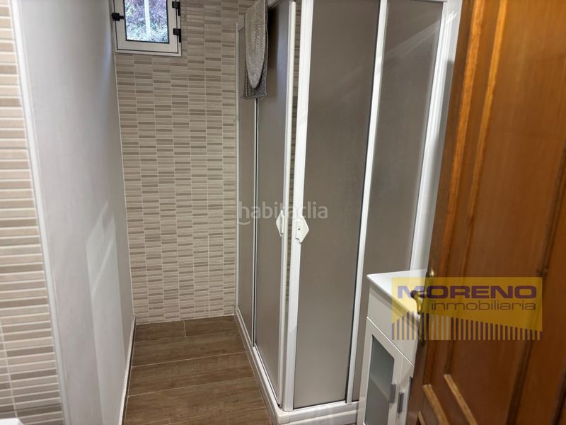 Foto af386e9d-b79d-4351-97e8-72051c43af8e. Maison avec parking dans Samos