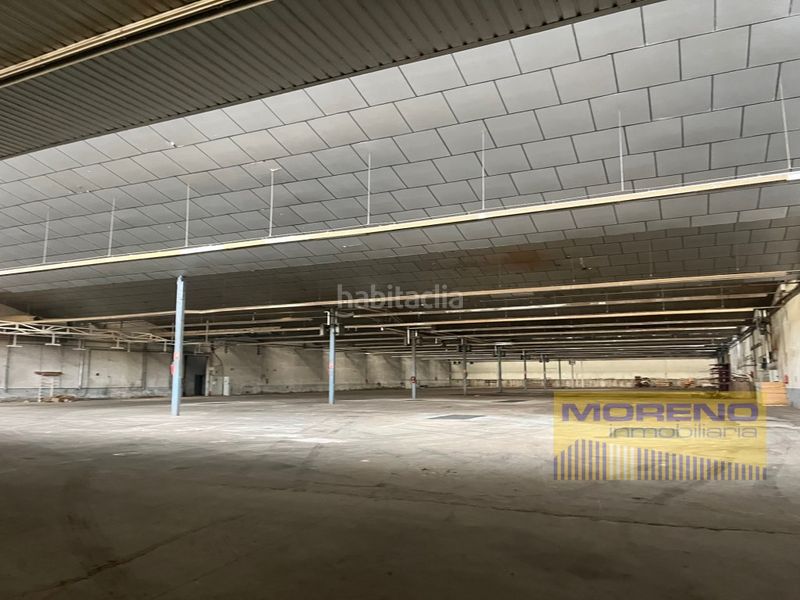 Foto d1b47956-7764-4d1b-ab85-9660d22449ff. Location bâtiment à usage industriel dans Sarria