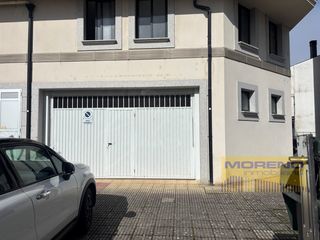 Rent Car parking  Rua becerrea. Garaje alquiler sarria