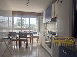 Location Appartement  Rua benigno quiroga. Piso 3 habitaciones alquiler sarria