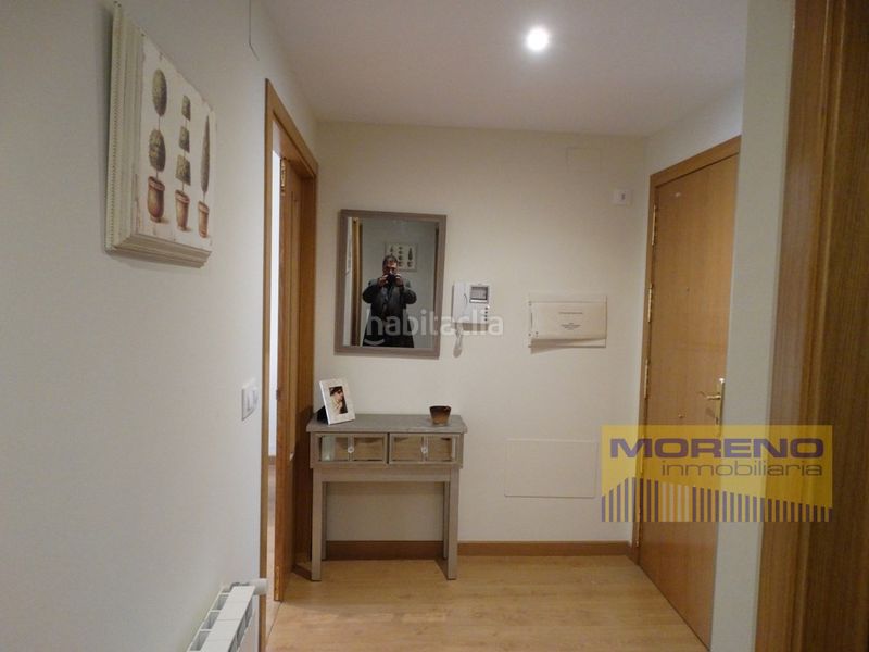 Foto b76605ad-d022-402b-b41f-70f4a0d9cc56. Pis amb aparcament a Sarria