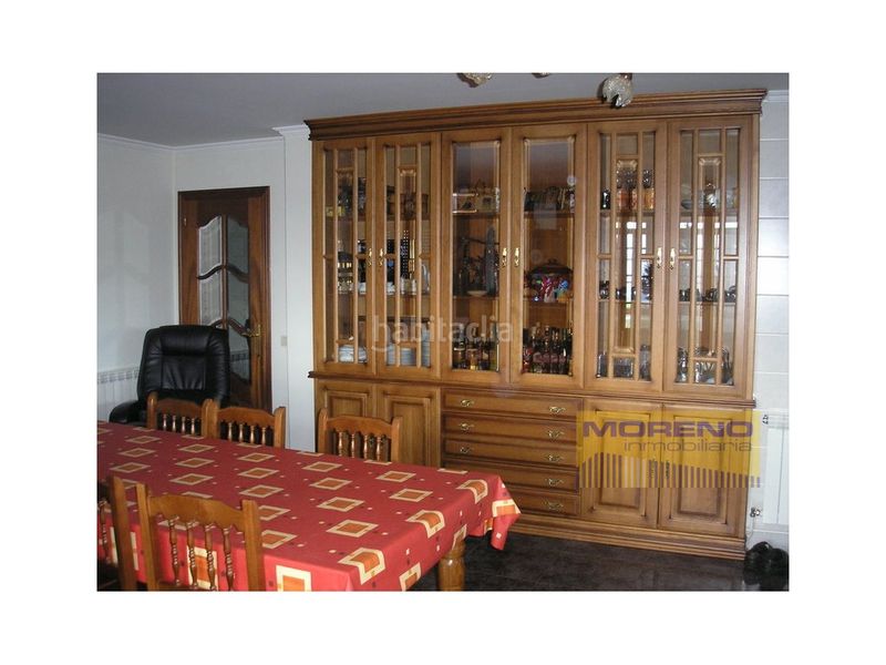 Foto b4cd3743-e1db-4587-8897-be119eb53731. Xalet amb aparcament a Castro de Rei