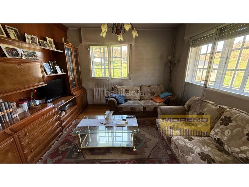 Foto aa24f318-d814-485d-a8bb-34da94f98ae3. Casa amb aparcament a Becerreá