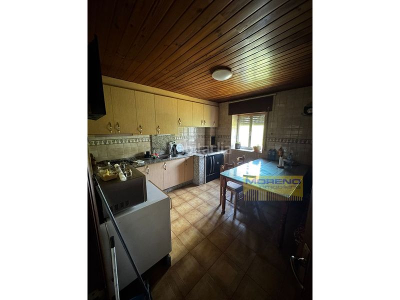 Foto 4dce1236-55eb-4d3c-b5a3-c85aa6ba2bff. Casa amb aparcament a Paradela