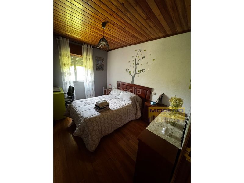 Foto c5ec5c6e-06e4-457c-a391-c3e1ef321f47. Casa amb aparcament a Paradela