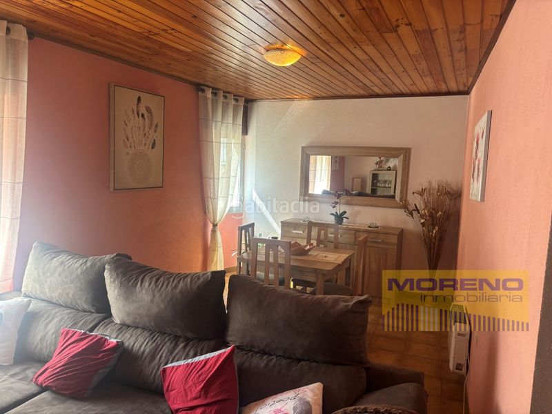 Foto efc56627-4ac6-4b51-a7f8-3f062e760d5d. Casa amb aparcament a Paradela