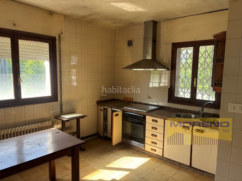 Foto 596cd401-63ab-497f-885c-f362f81ca995. Casa  con parcela . en Láncara