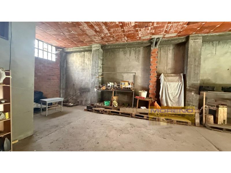 Foto ba7d1191-979e-4e03-8633-63a64870042d. Local comercial a Sarria