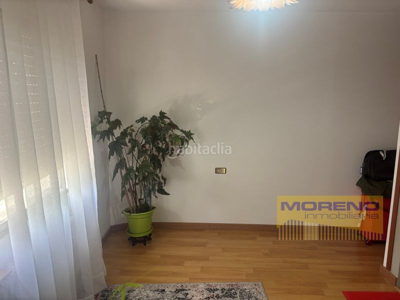 Foto c878db72-b12b-4185-89da-cbaca49e14eb. Piso amplio piso en Sarria