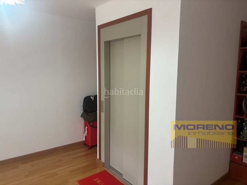 Foto e7fb7184-f567-42b2-90d7-37fa00cdcca4. Piso amplio piso en Sarria