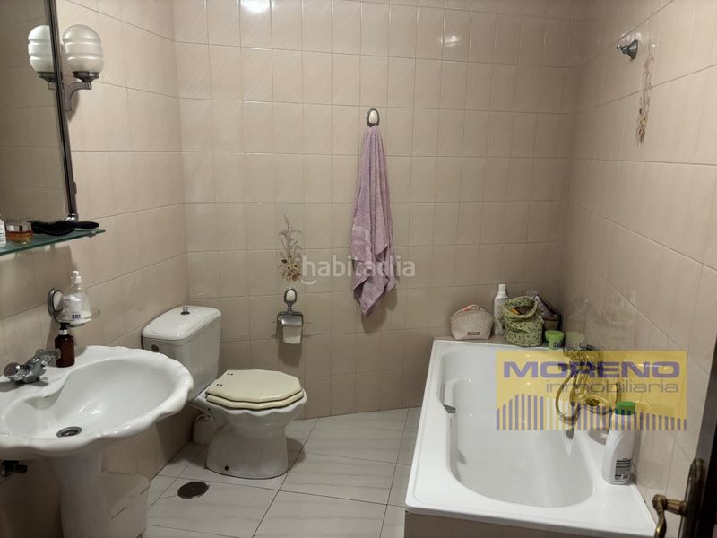 Foto b6b4e0a7-67d9-42b4-8206-08d692911010. Casa amb aparcament a Sarria