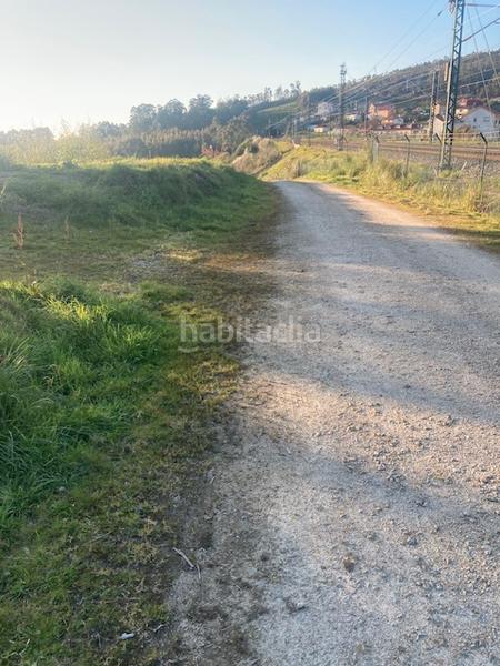 Foto 7ea915d7-4703-4a50-8e43-ca99fcf5e19a. Fondo rustico in travesía estación 2 in Morás - A Zapateira Arteixo