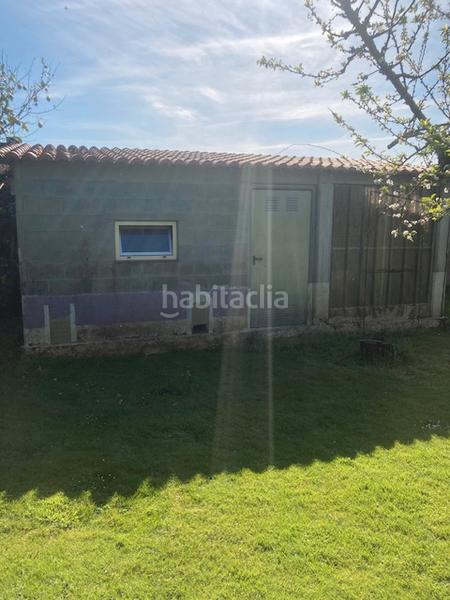 Foto 91ff6acb-afc5-4bdb-af15-2e4ebf5c5768. Chalet  muy soleadao listo para vivir en Carballo