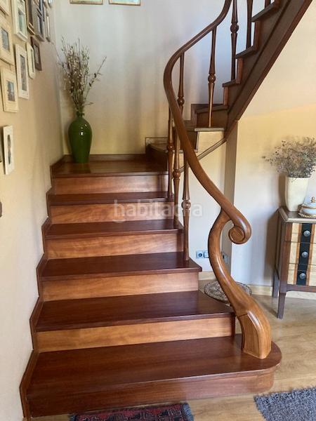 Foto c7710989-1ac5-4704-84a1-e6b547702465. Chalet  muy soleadao listo para vivir en Carballo