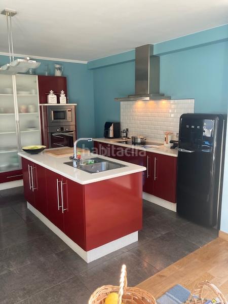 Foto e1596770-963c-480c-825a-6bf49192612d. Chalet  muy soleadao listo para vivir en Carballo