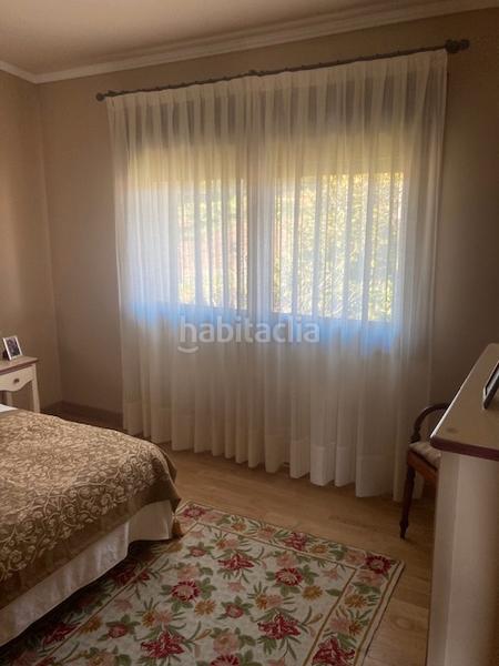 Foto eeedd945-e406-49a5-8a9c-9b55d1d60181. Chalet  muy soleadao listo para vivir en Carballo