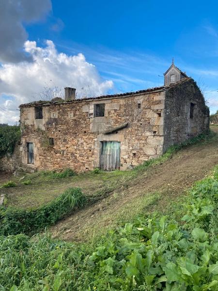 Foto 17cbd050-dbbb-4774-b6bd-8dff2ea1ba51. Masia a Coristanco