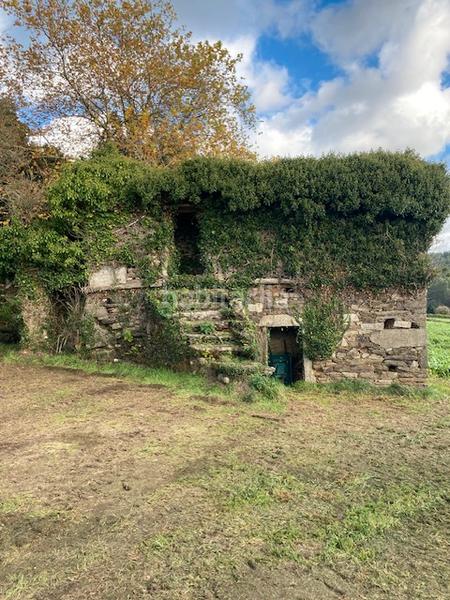 Foto 482dfa39-12bd-4b93-bbce-1ba2c25c1d96. Masia a Coristanco