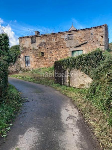 Foto f6e3f2f6-bd61-40d7-ad33-77e87abb74f8. Masia a Coristanco