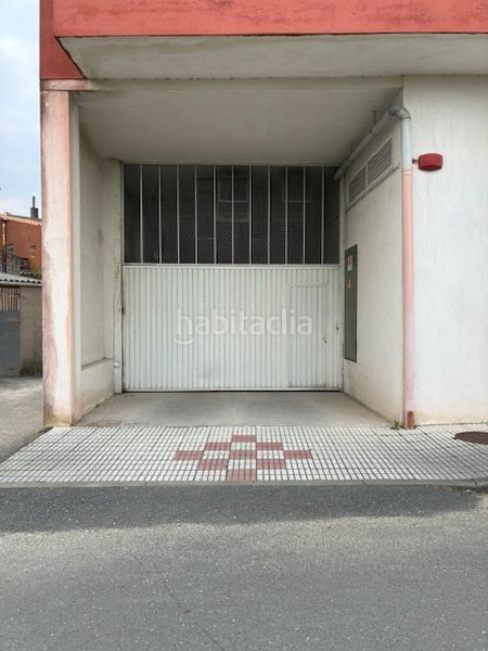 Foto 36fae5c8-7175-4961-9966-788030e693a4. Aparcament cotxe a rúa blanco amor 4a a Laracha