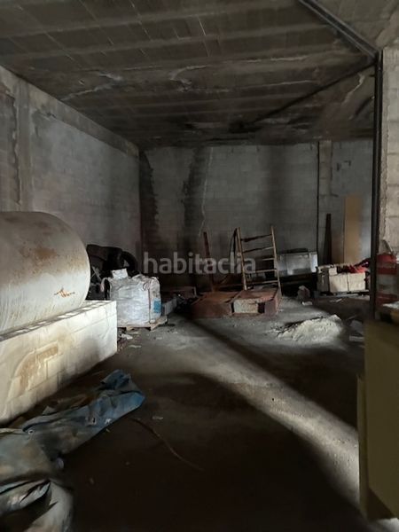 Foto b2de805d-a440-4784-8b6a-cf8c30fc2e88. Local comercial a Laracha