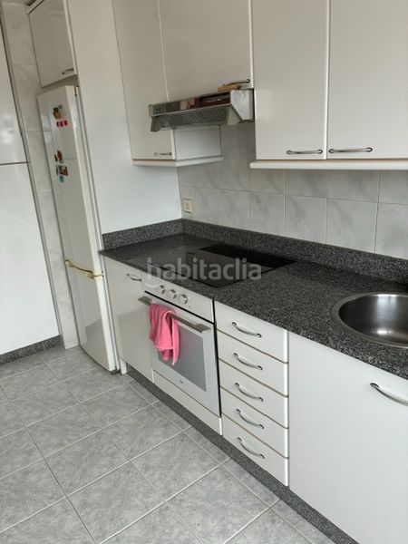Foto 4037731e-cfa4-45b4-9bc2-23f23b45a445. Flat with heating parking in Agra del Orzán - Ventorrillo Coruña (A)