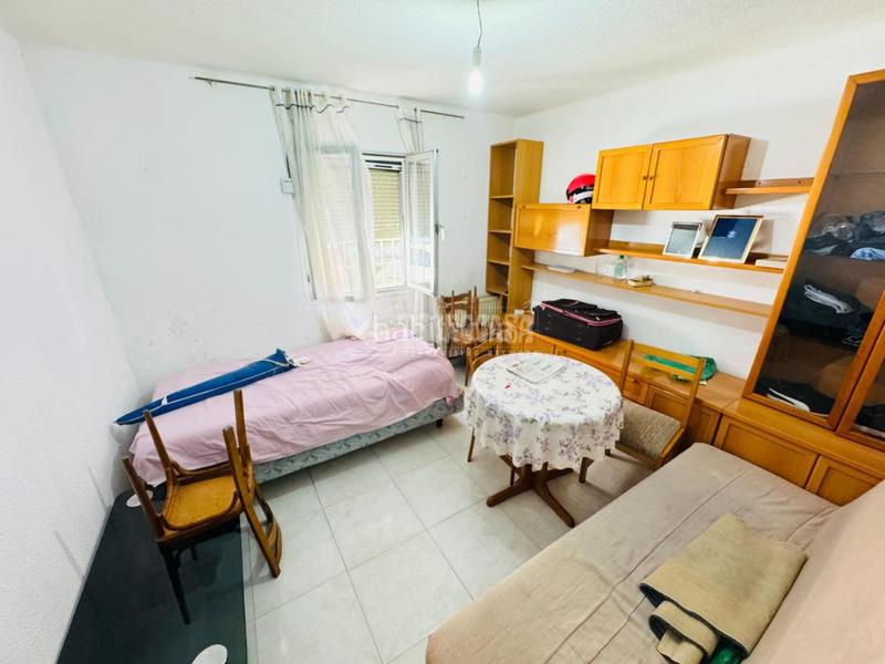 Foto 2161a06b-35f3-4d00-9bee-cc50c48ff631. Appartement dans Simancas Madrid