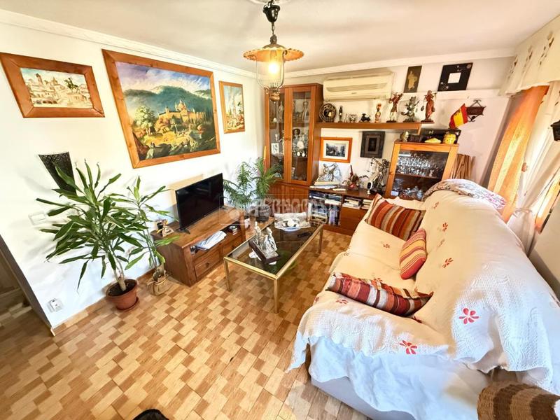 Foto 199601ac-f9c6-4753-81fd-b0783a8b9b75. Pis amb calefacció a Simancas Madrid