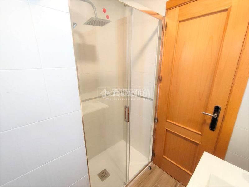 Foto 8f8bd8ca-229e-488e-a1e9-80e080f075f9. Pis amb calefacció a Simancas Madrid