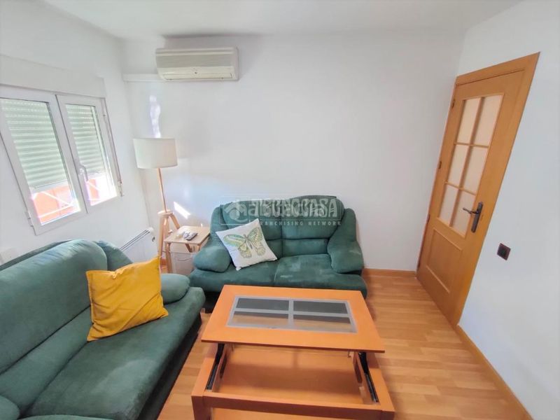 Foto c7ad130e-1d26-498c-91e3-0b293964c6b0. Pis amb calefacció a Simancas Madrid