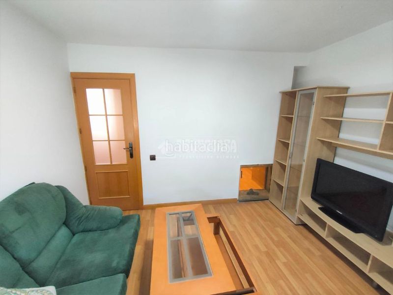 Foto dbe7a165-dd89-4d28-a6ef-1d22cf55794d. Pis amb calefacció a Simancas Madrid